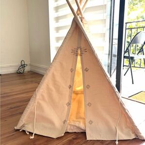 Pet Aztec Canvas Teepee Tent